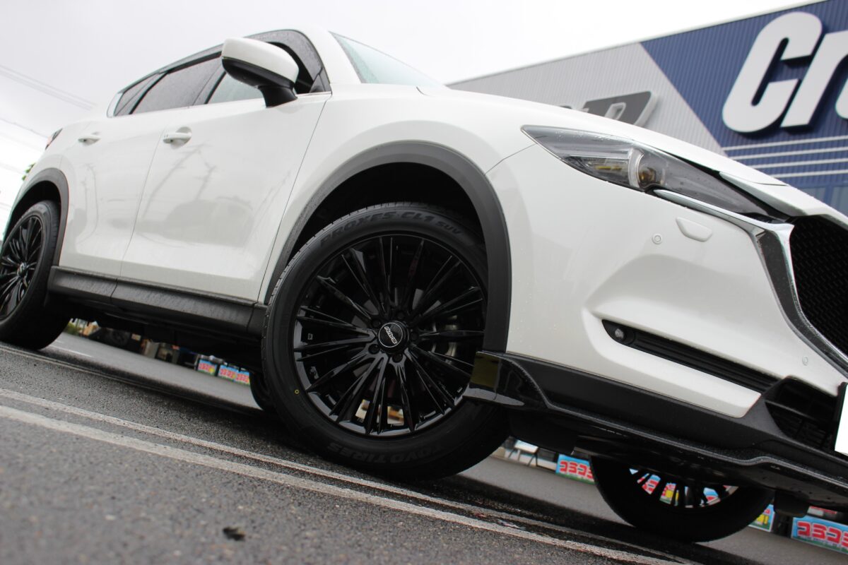 CX-5をRAYS ベルサス ヴォウジェ 19インチでツライチセッティング