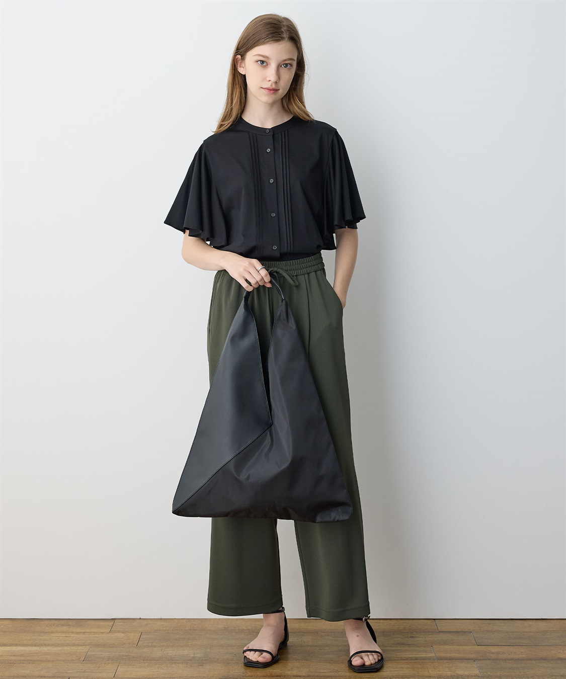 トライアングルトートBAG LE SOUK HOLIDAY｜クロスプラス公式通販サイト