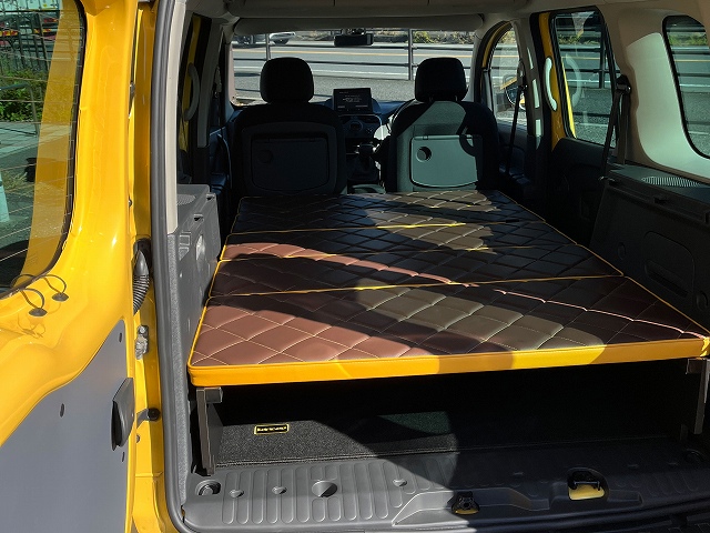 カングーⅡベッドキットのご紹介 | News & Blog | ルノー カングー専門