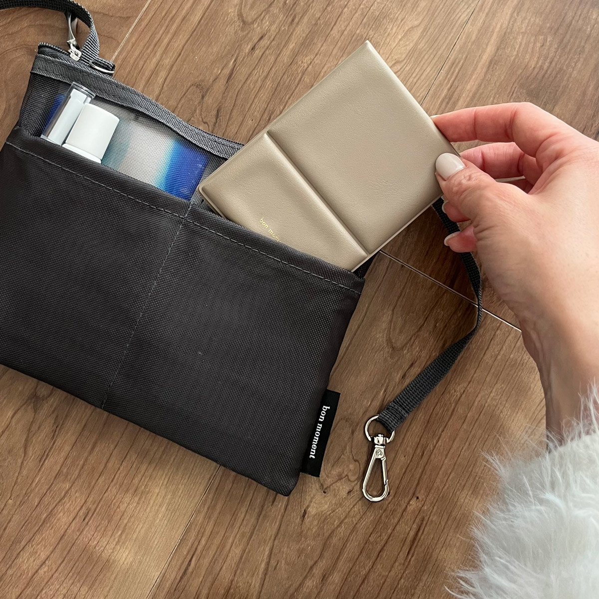 食卓に品が生まれる、安福由美子さんのうつわたち | アンジェ日々のコラム