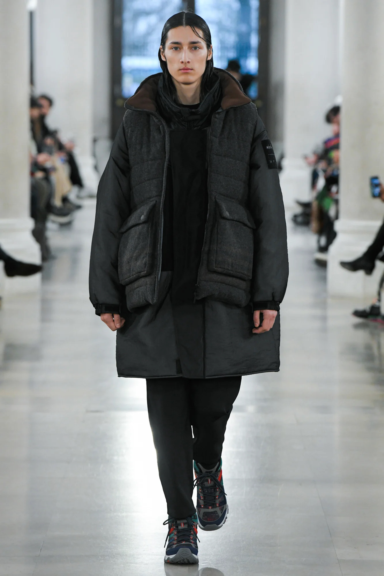 White Mountaineering」WILD THINGS PRIMALOFT MONSTER PARKA、9/30