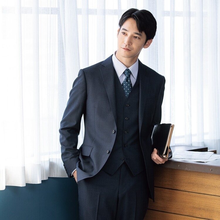 ストレッチ 洗える ウールブレンド スリーピーススーツ 紺 無地調 LES