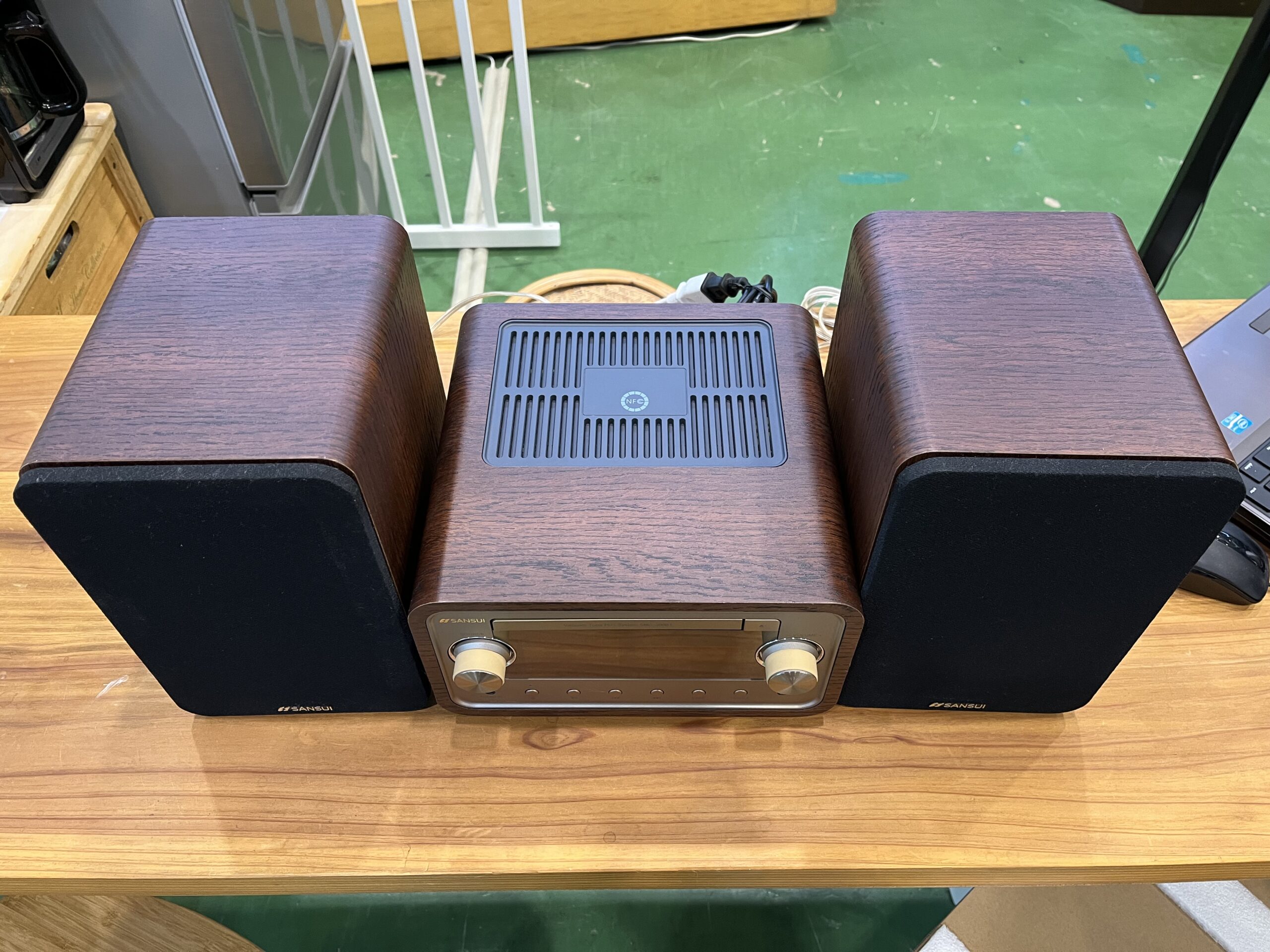 SANSUI 真空管ハイブリッドアンプ搭載CDステレオシステム SMC-300BT