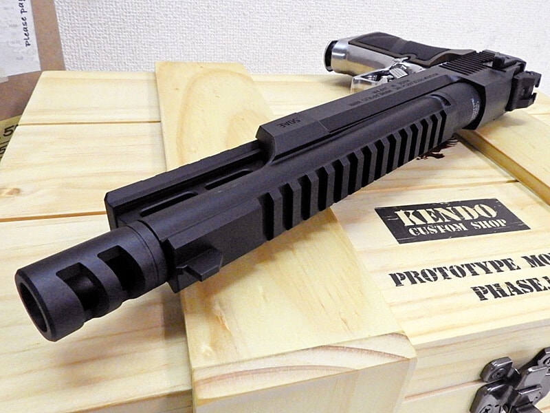 東京マルイ] バイオハザード2 RE:2 ライトニングホーク デザート