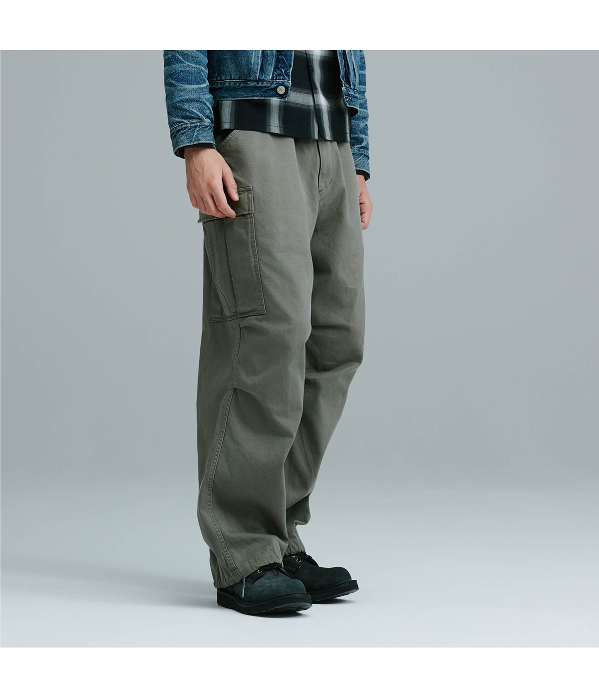 LIGHT BACKSATIN EASY CARGO PANTS | GOLD(ゴールド) / パンツ カーゴ