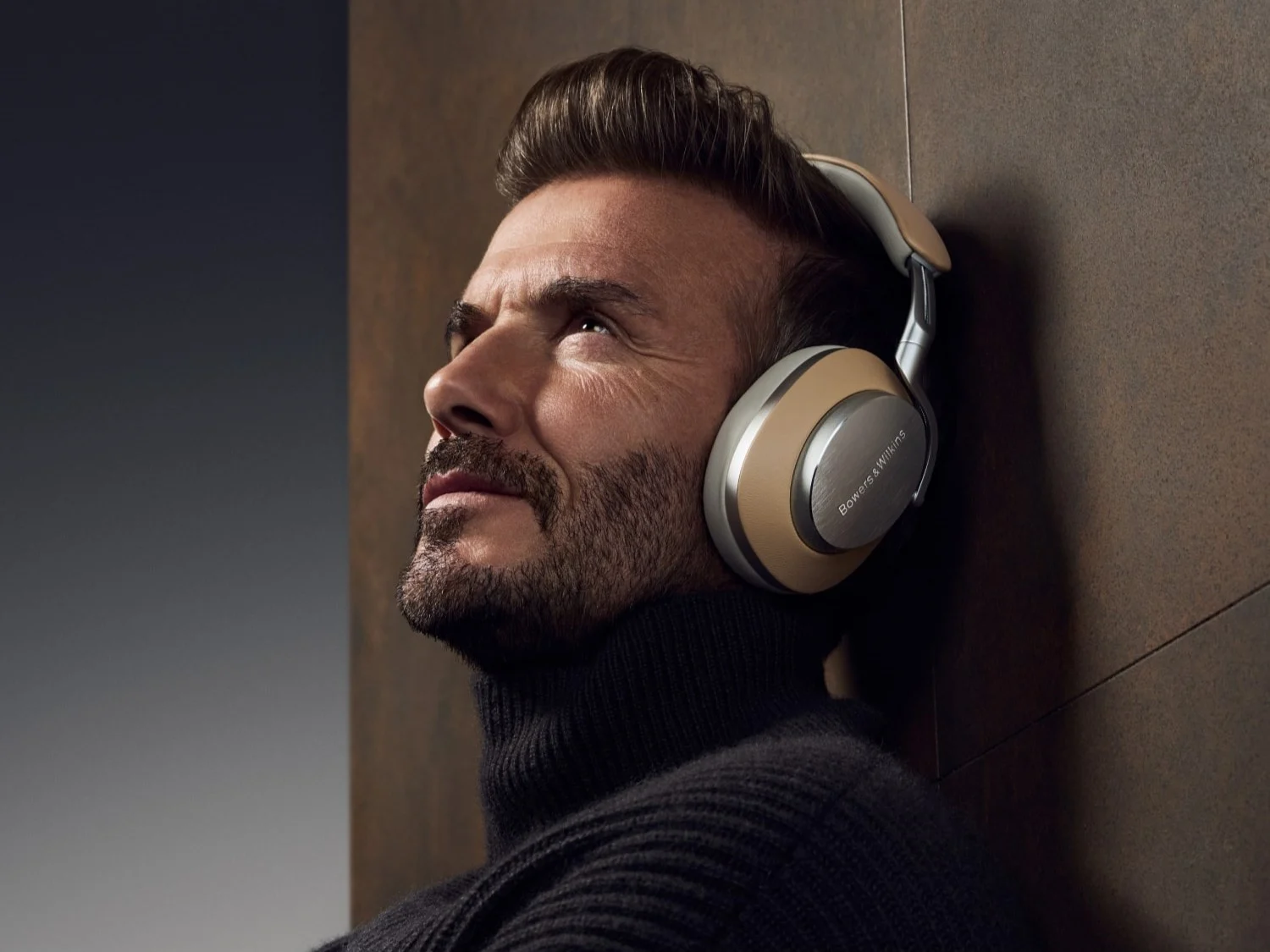Px8 - Flagship noise-cancelling wireless headphone | Bowers