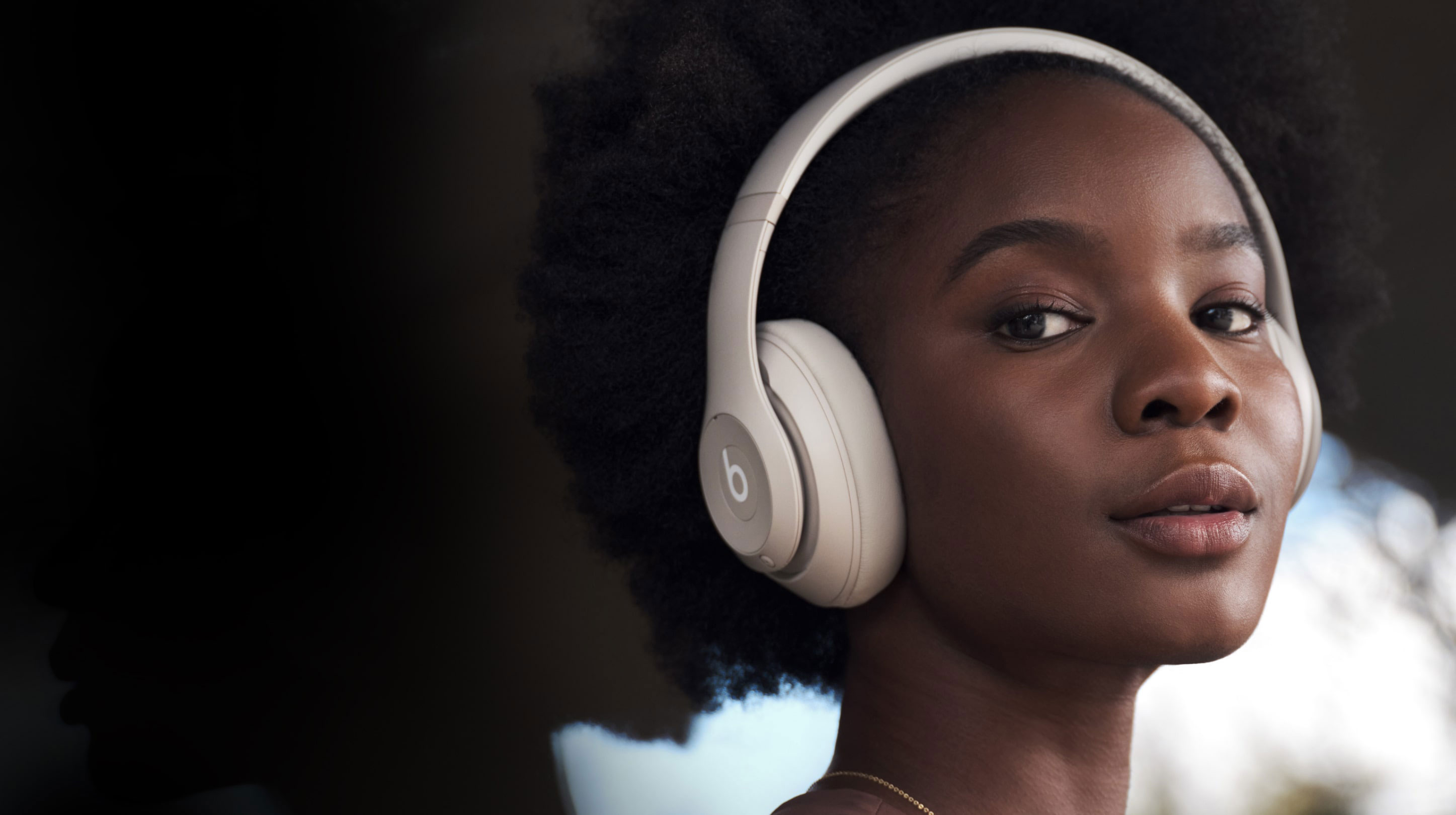 Beats Studio Pro - Premium Wireless Noise Cancelling Headphones