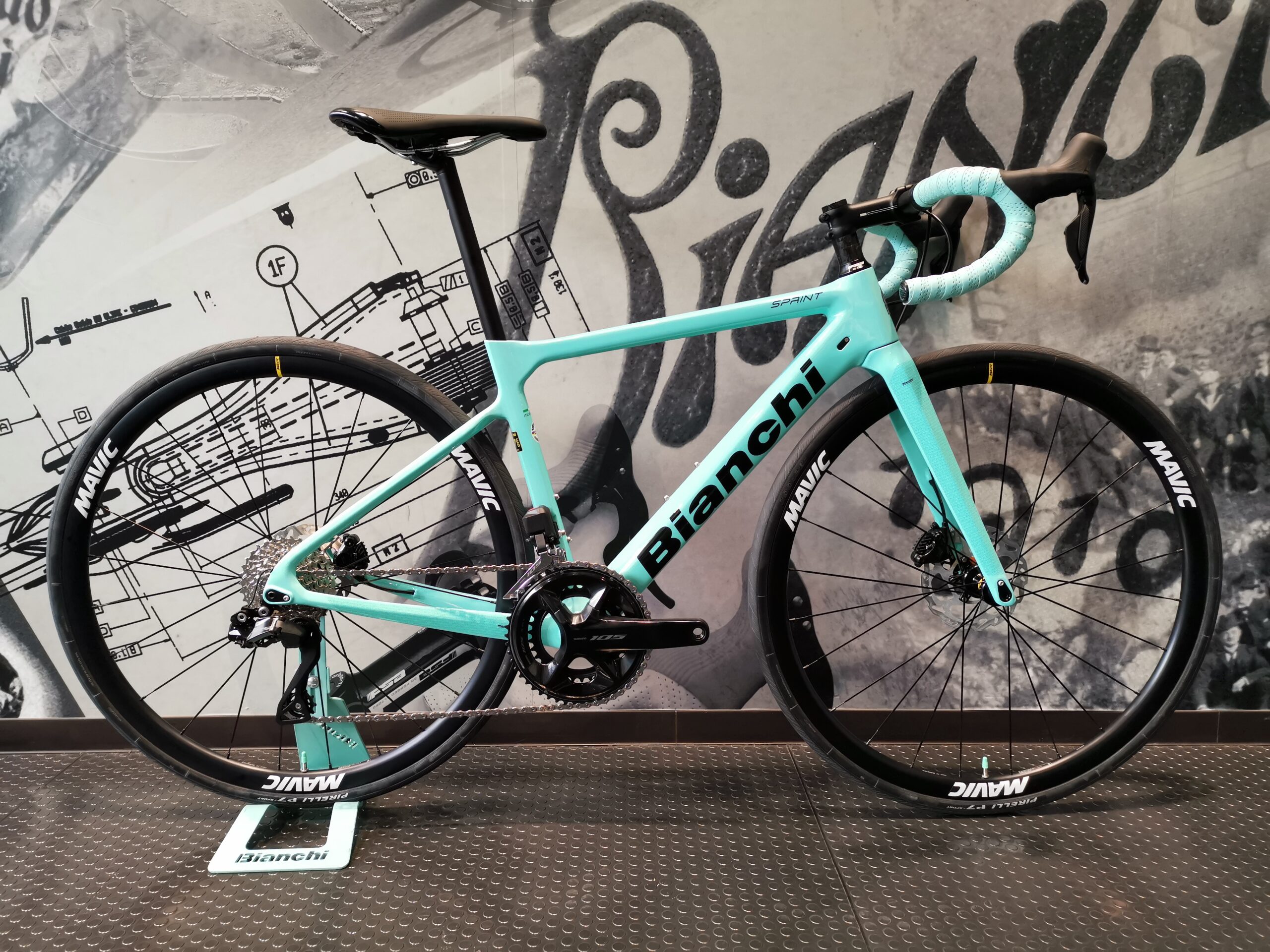 町田】ご好評につきアノ限定車を再度ご用意致しました！ - BIANCHI-STORE