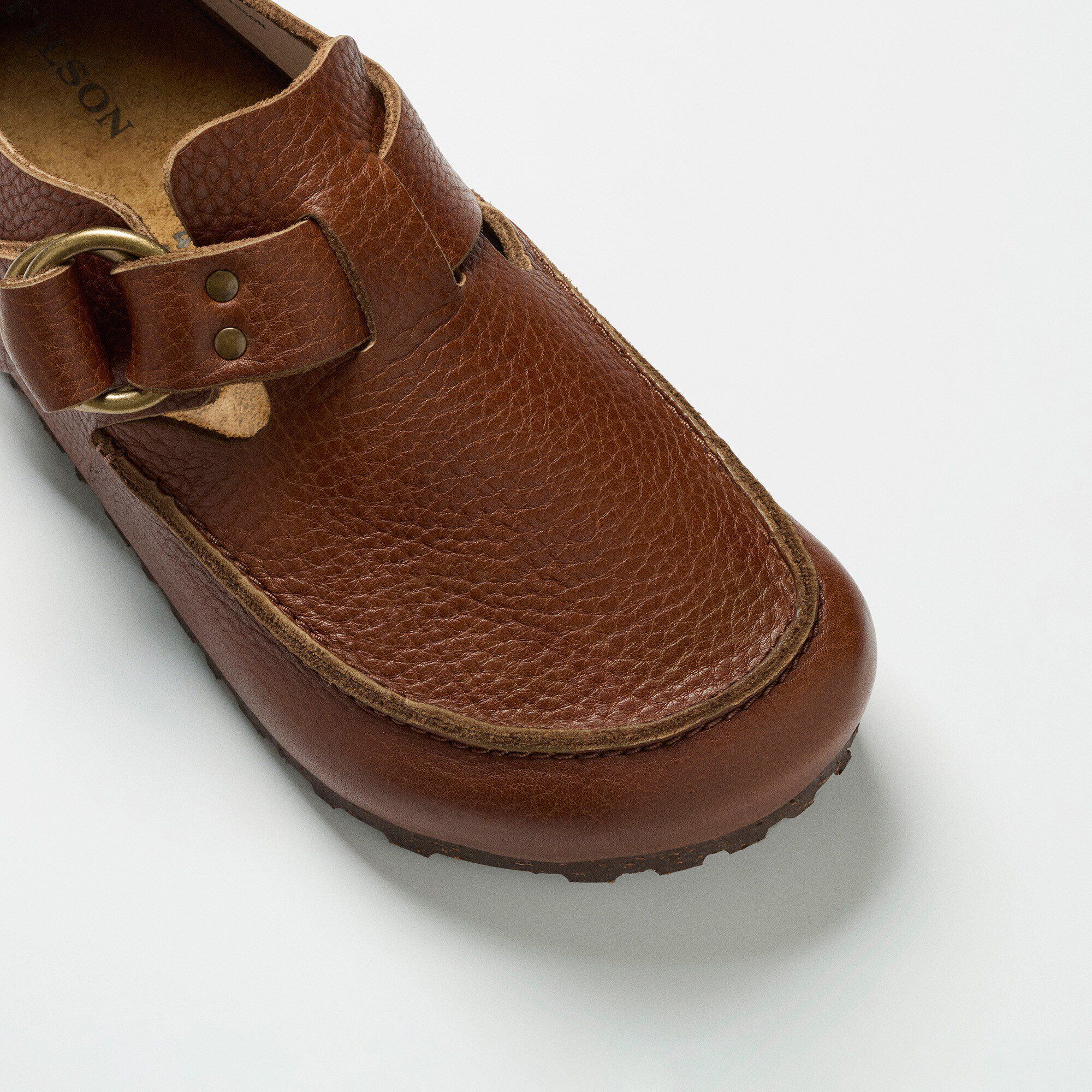 FILSON London Moccasin Natural Leather in Color Roast