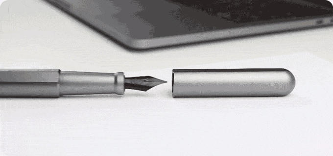 新製品】世界が注目するスタイリッシュな万年筆「stilform INK」の予約