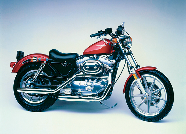 徹底紹介】ハーレーダビッドソン スポーツスター XL883 | 新車・中古