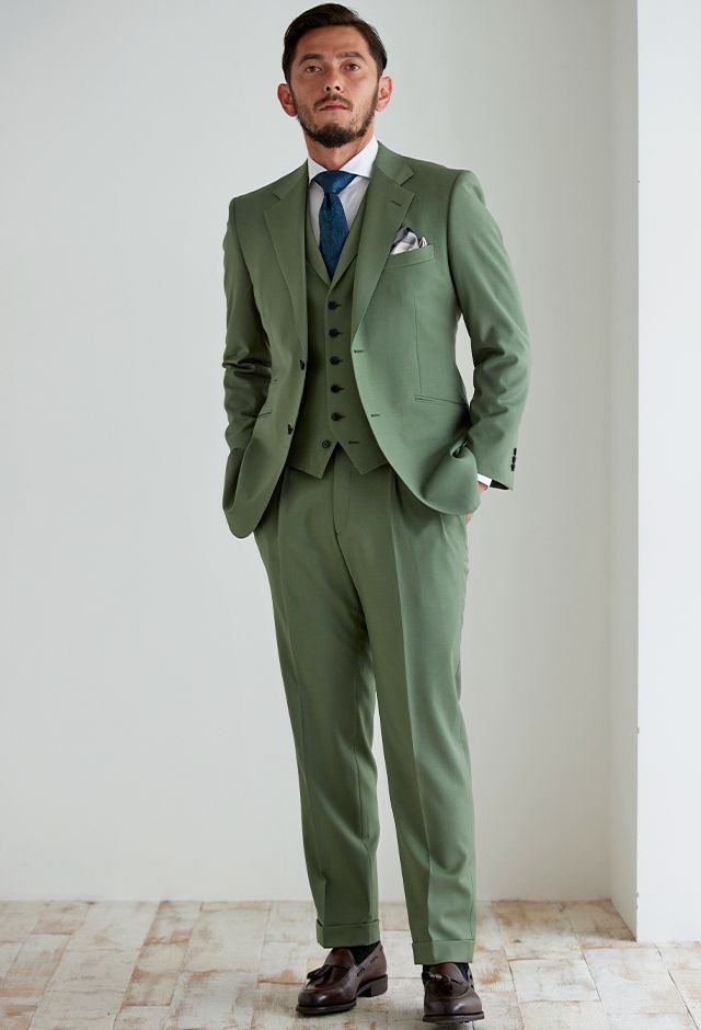 グリーン・カーキスーツ・無地のコーディネート（DORMEUIL）｜838505