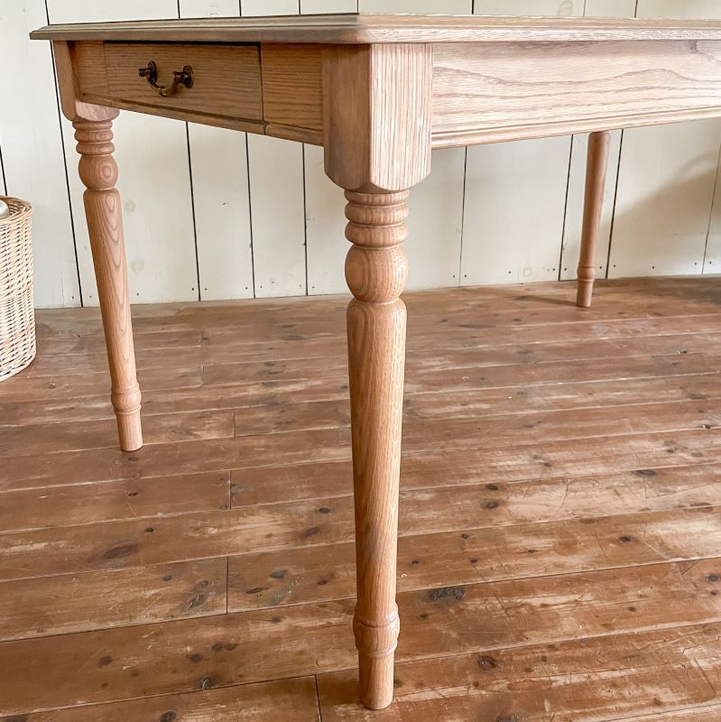 ろくろ脚オークダイニングテーブルW1350グレー色＠大阪東京名古屋