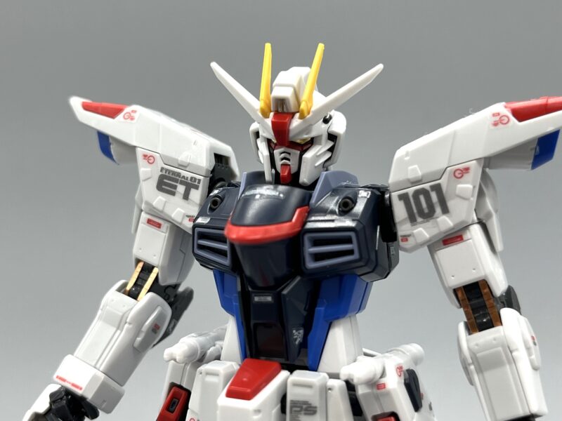 新商品紹介】『RG 1/144 ガンダムベース限定 ZGMF-X10A フリーダム