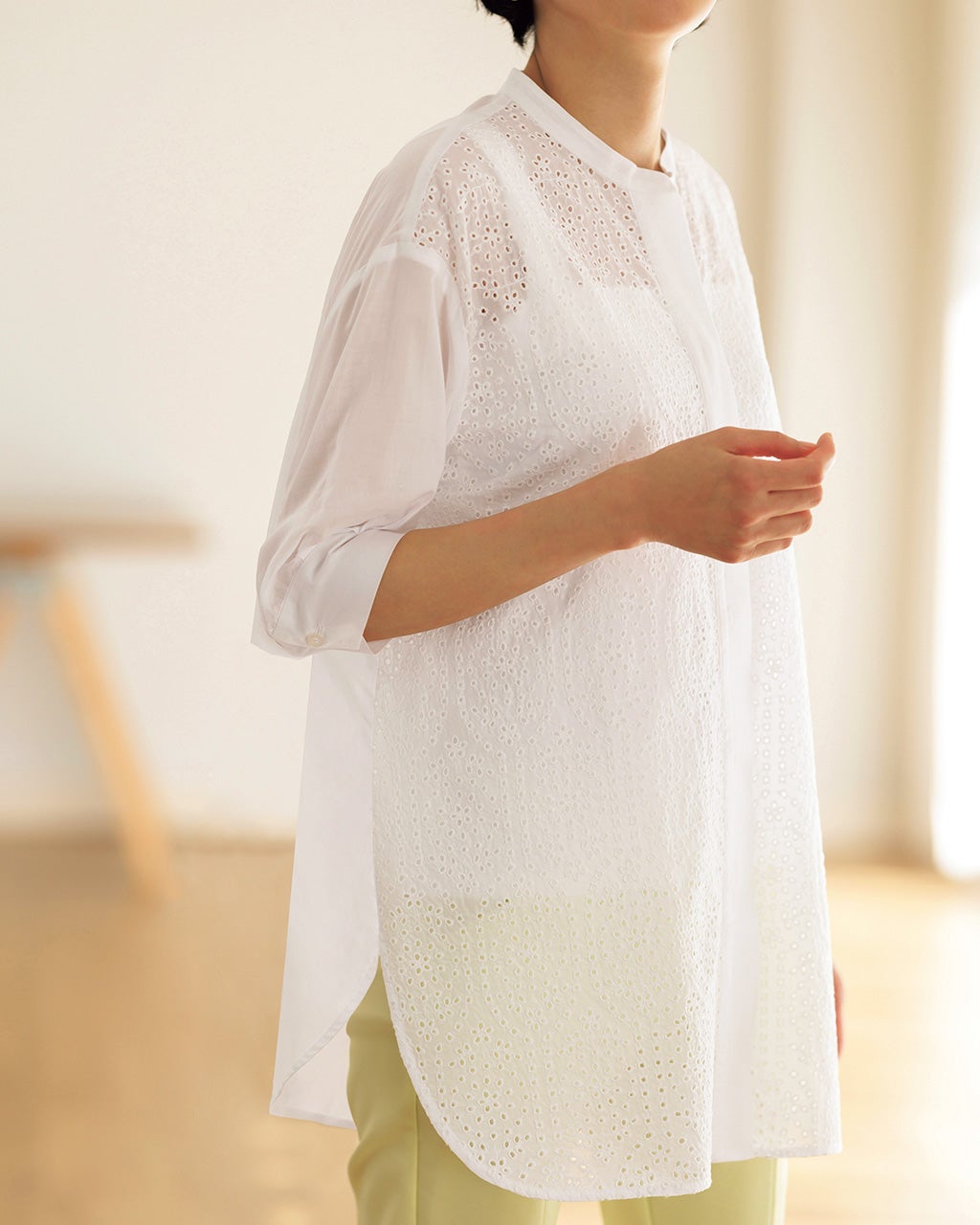 カットワークレース・切替ブラウス /DoCLASSE