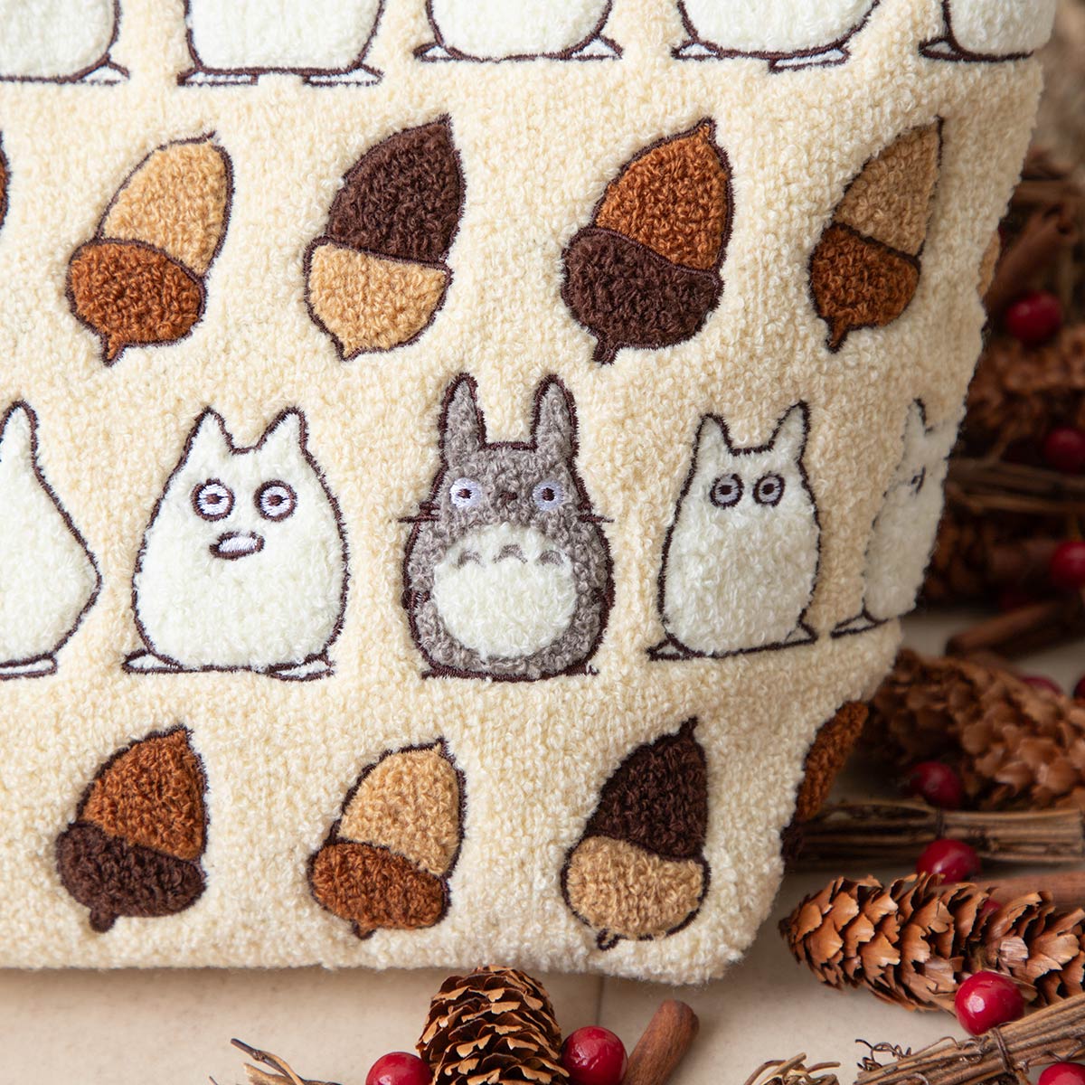 となりのトトロ ほこモコ刺繍シリーズ ランチトートバッグ アイボリー