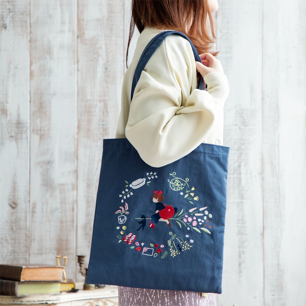 最終値下げ価格！希少 ファミリア 海の少年刺繍トートバッグ familiar