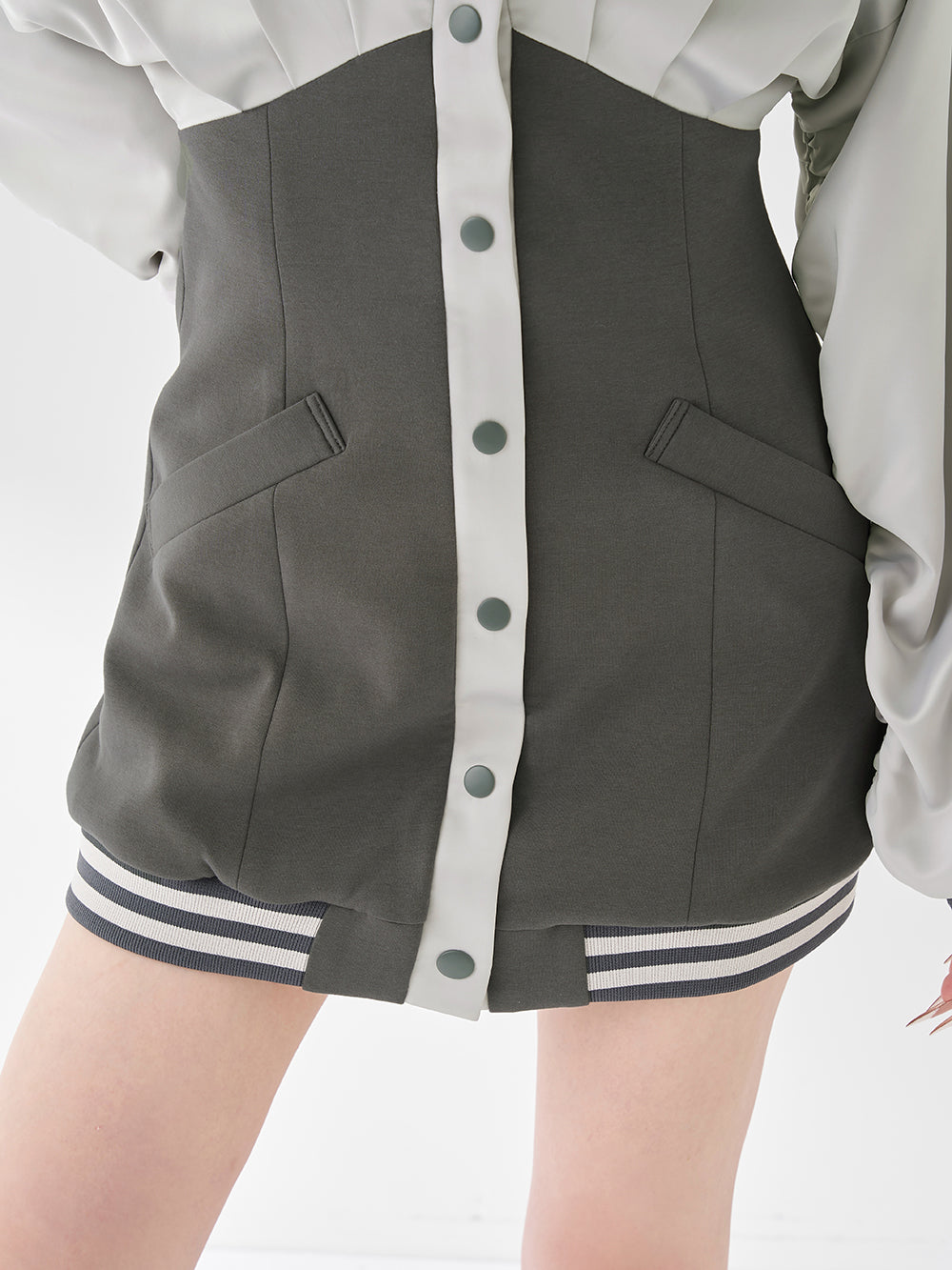 ドルマンスリムスカジャンミニワンピース – Darich (ダーリッチ)