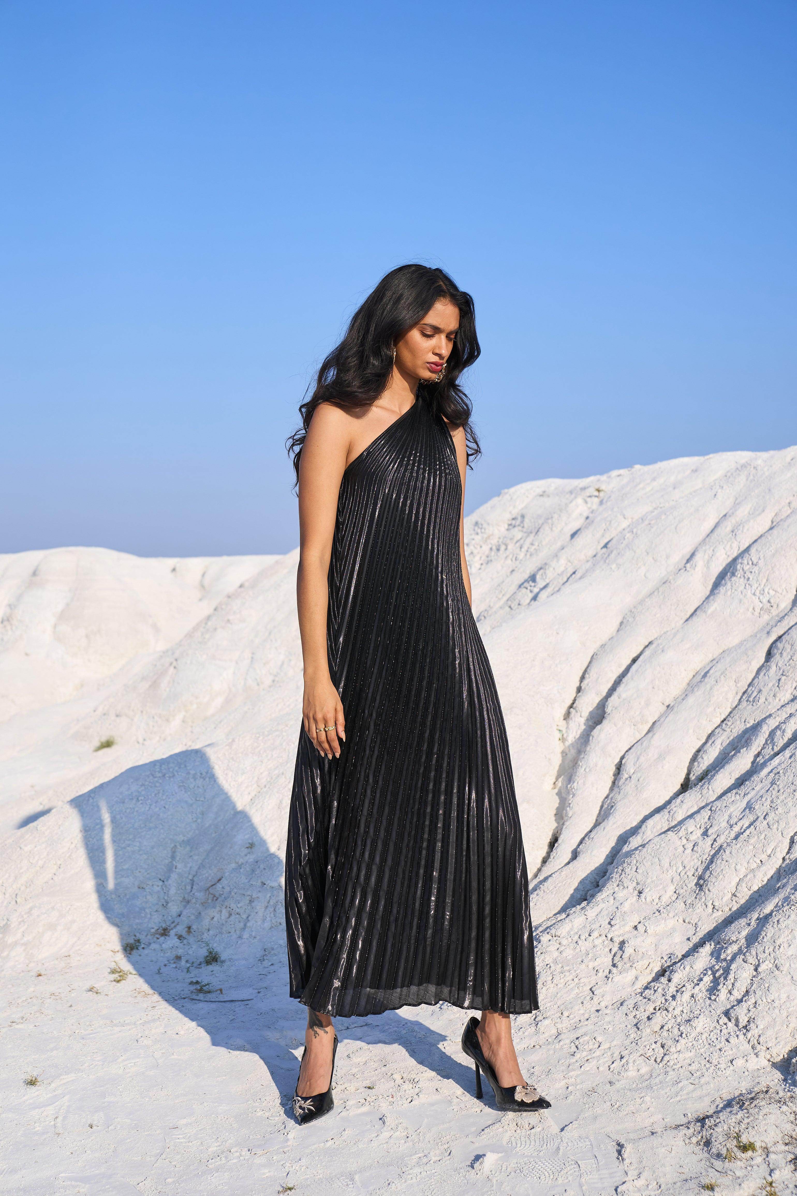 Dash and Dot - ONE SHOULDER PLEAT MAXI | Online Store – dash and dot