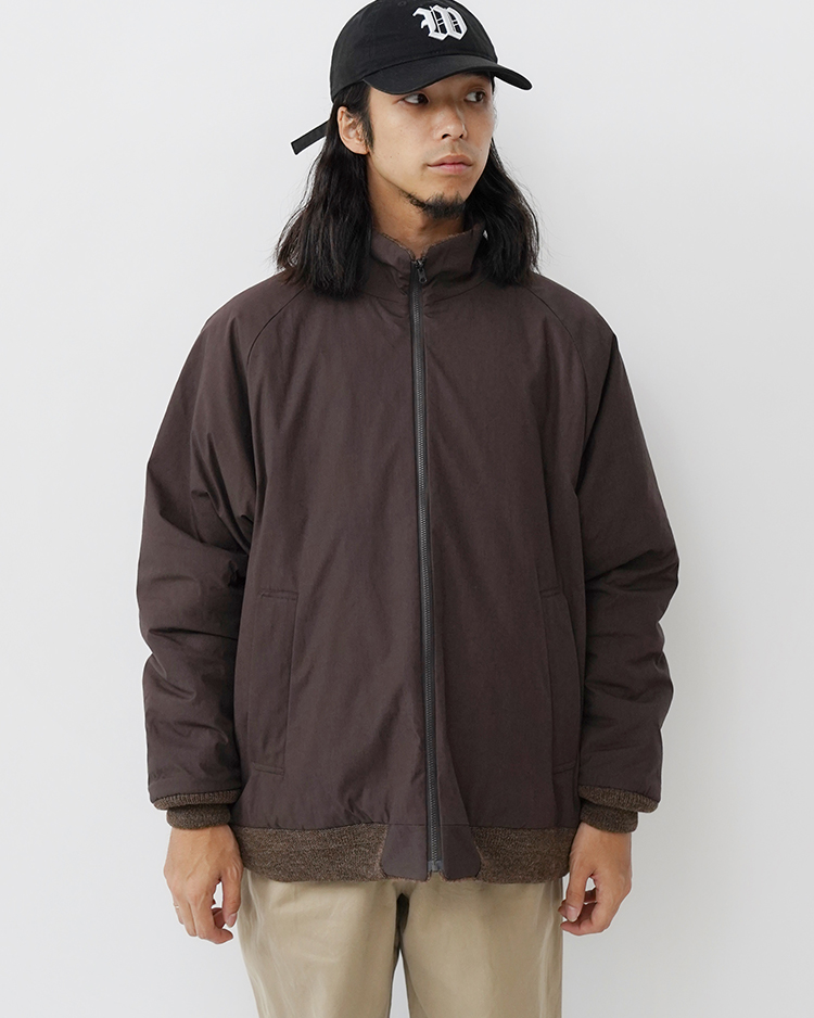 STAND COLLAR ZIP BLOUZON / BROWN | YAECA (MEN)(ヤエカ) | OUTER