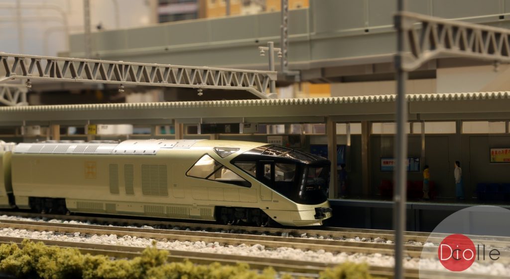 Tomix JR東日本E001形「TRAIN SUITE 四季島」 - Diocolle