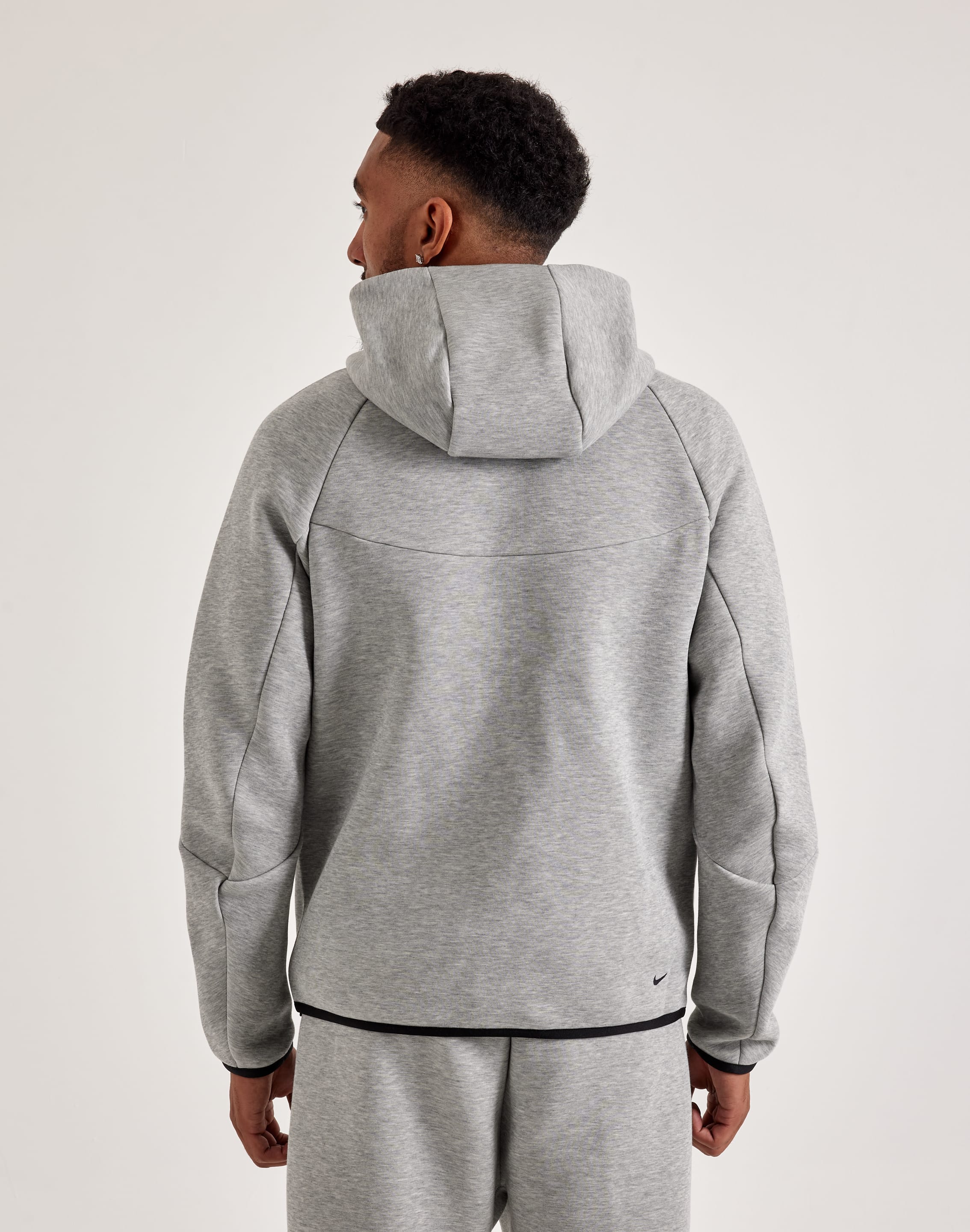Nike Tech Fleece Windrunner Full-Zip Hoodie – DTLR