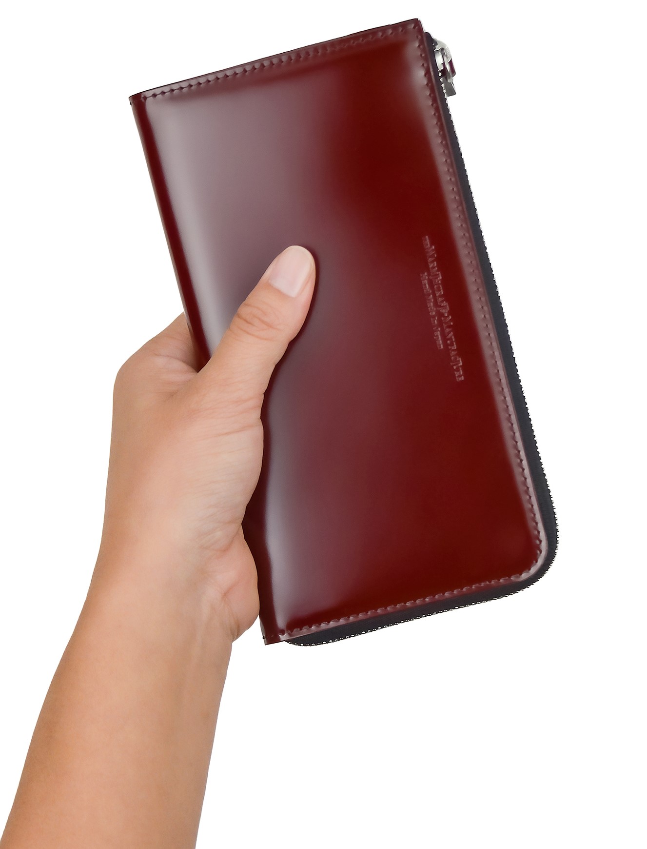 コンパクトだけど紙幣が折らずに入る！ TWCMの新コードバン長財布の