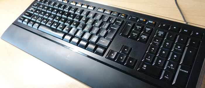 レビュー】おすすめ PC キーボード。Logicool K740 (ロジクール K740