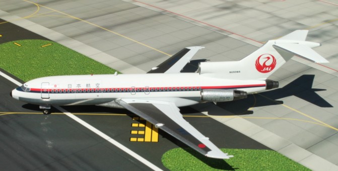 1:200 JAL Japan Airlines 727-100 N690WA (Polished) ezToys