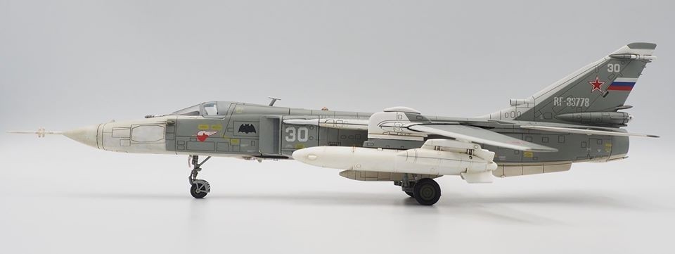Su-24M Fencer Soviet Air Force Die-Cast Calibre Wings CA722404