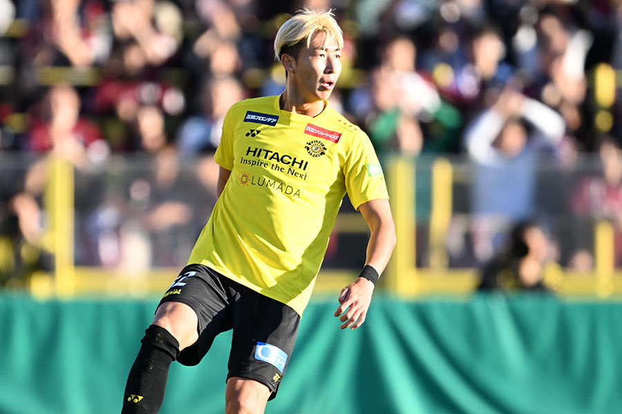 日本代表DF関根大輝、仏1部スタッド・ランスへ完全移籍が決定 伊東純也
