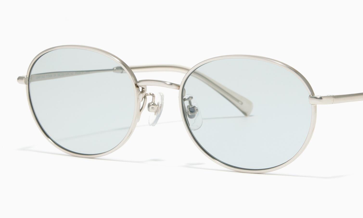 JINSの26年春夏サングラス、クリアカーキのウェリントン型や色が変化