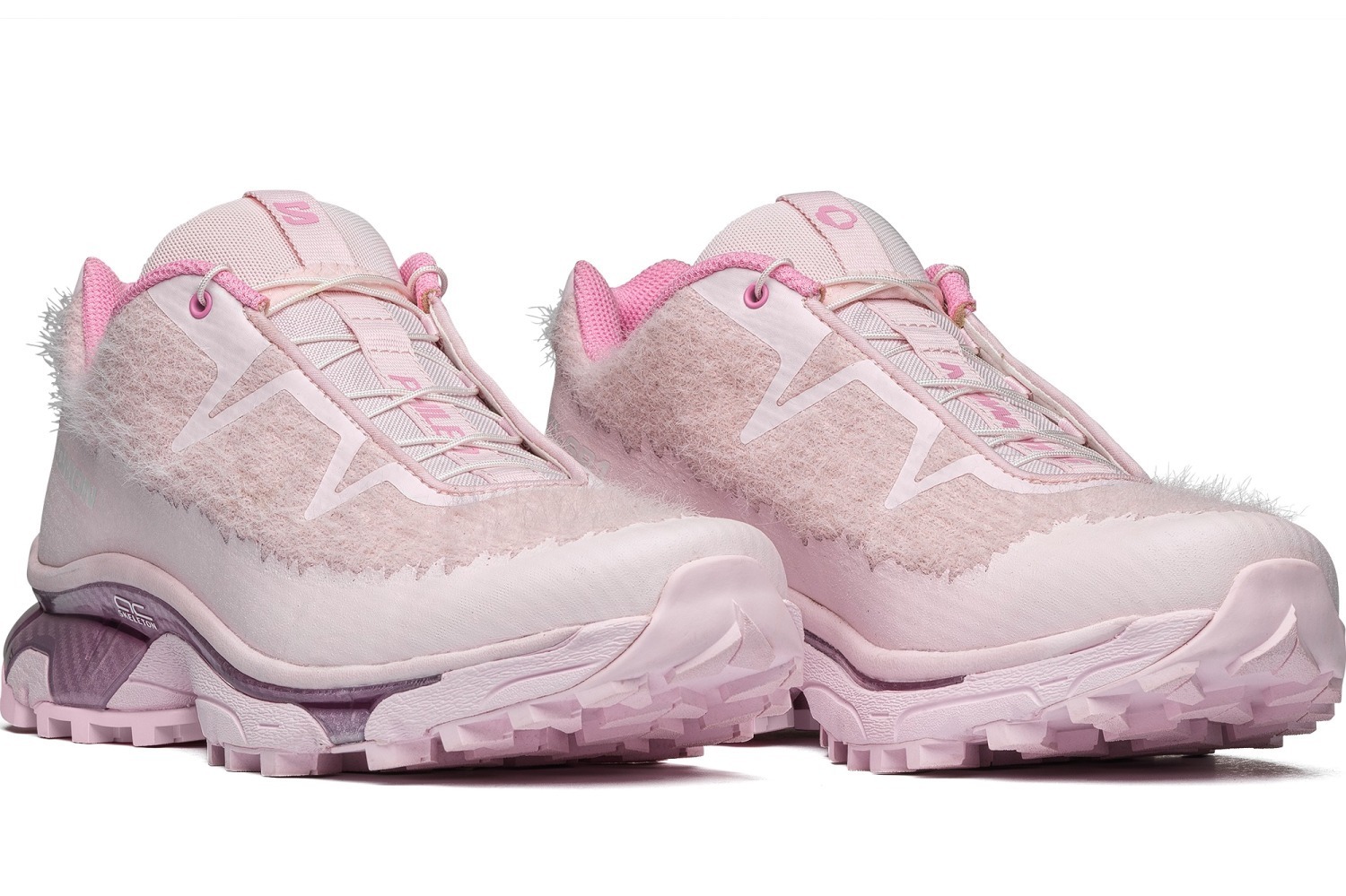 サロモン×仏フィレオ“構築的ソール”のコラボスニーカー、ドーバー銀座