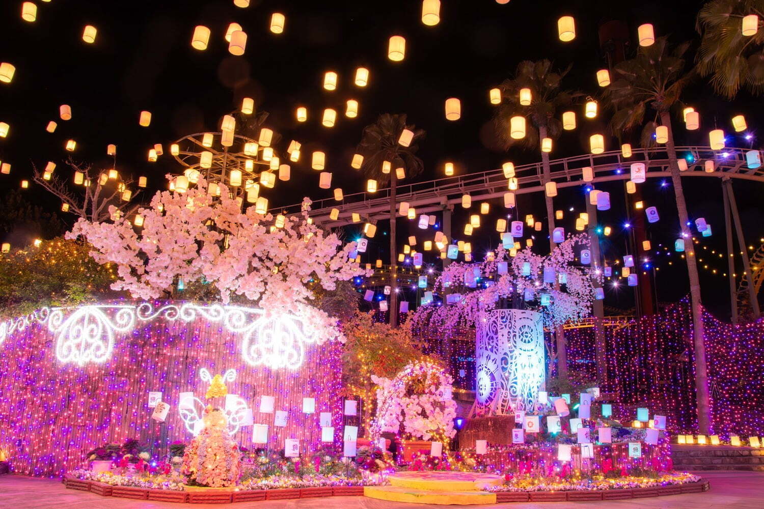 大阪ひらかたパークのイルミネーション「光の遊園地」が桜色に！ピンク