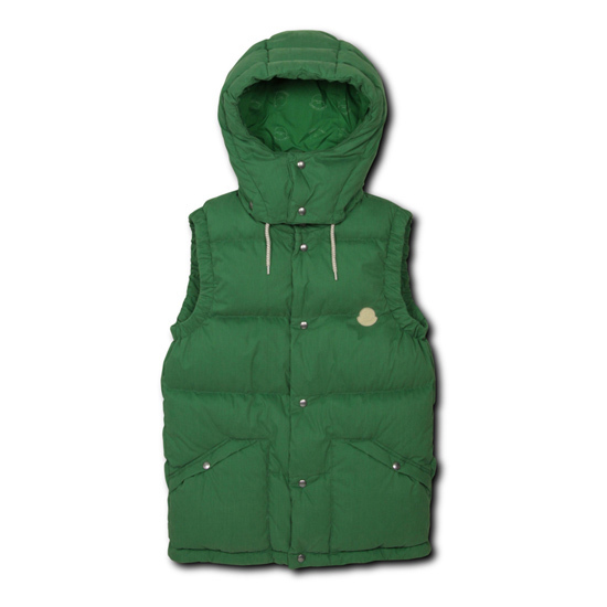 Moncler V - ついにベールを脱いだ！期待の新ライン「Moncler V」が