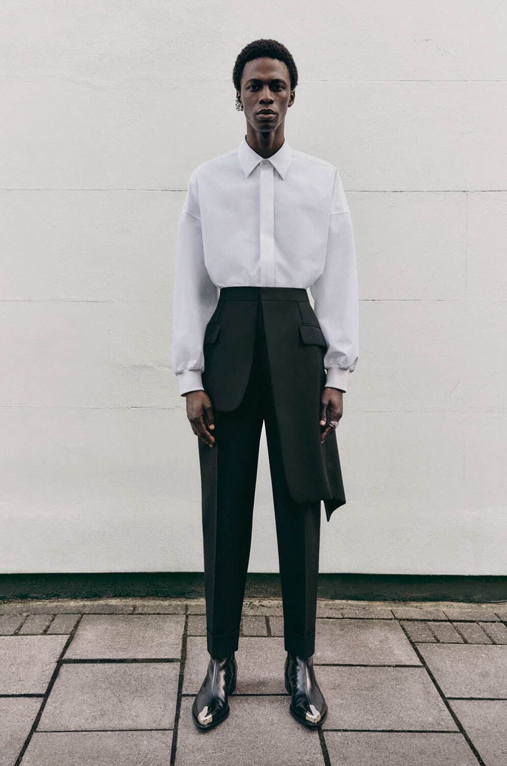 アレキサンダー・マックイーン新作メンズウェア、“きもの”着想の