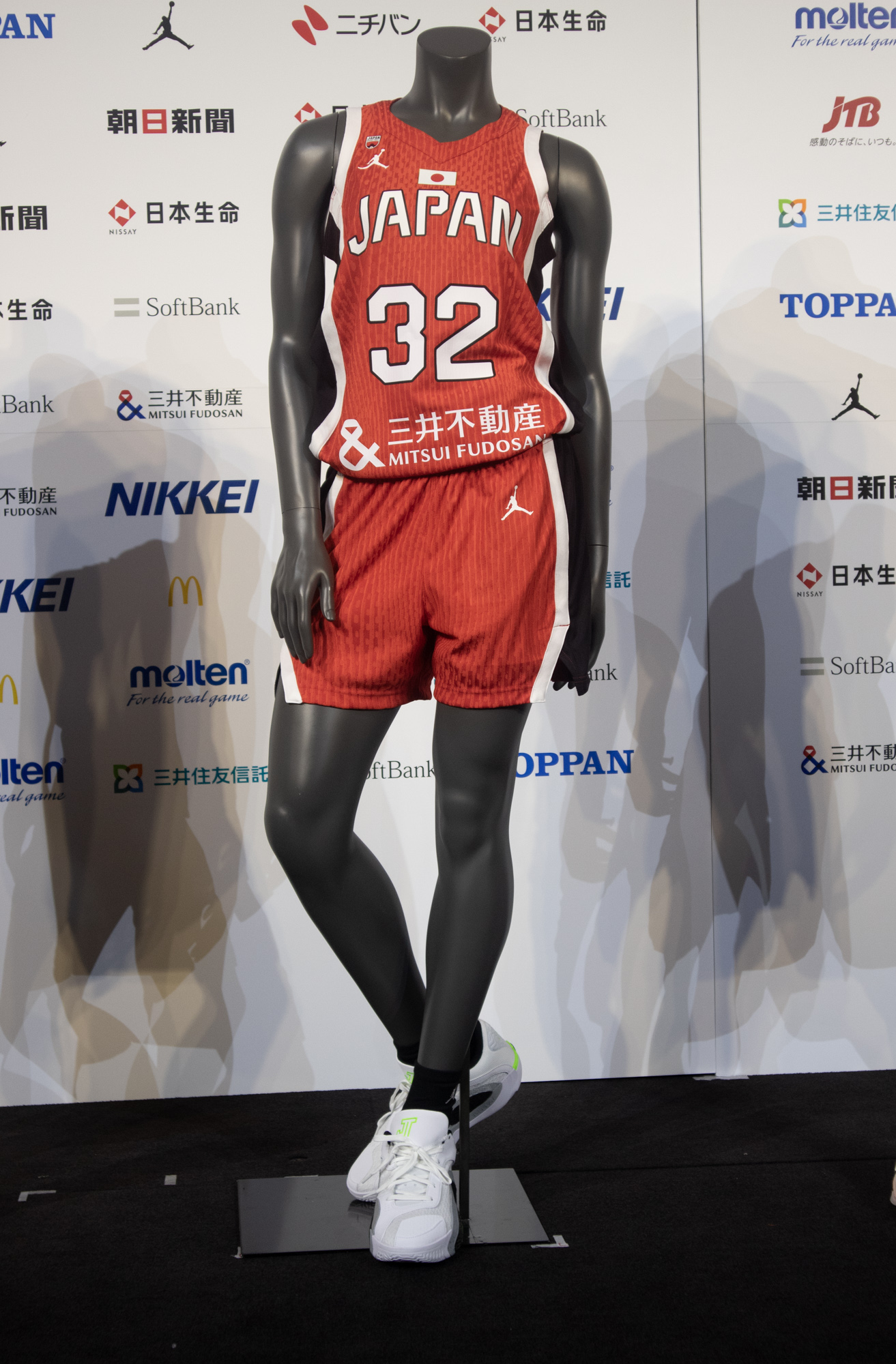 新しい時代の幕開け」 ジョーダン ブランドがバスケ日本代表の新