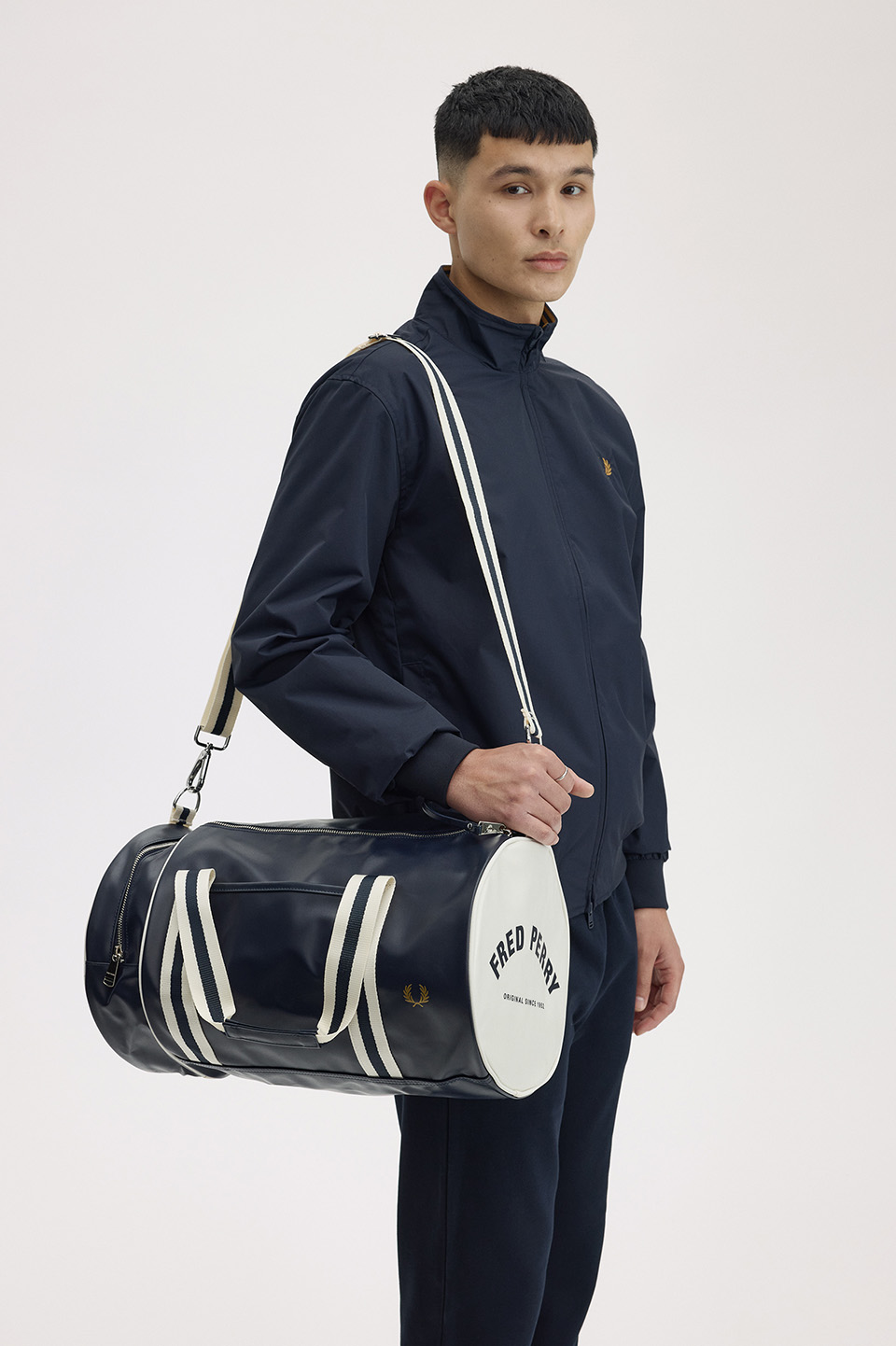 Classic Barrel Bag(1SZ 635：NAVY / ECRU): | FRED PERRY JAPAN