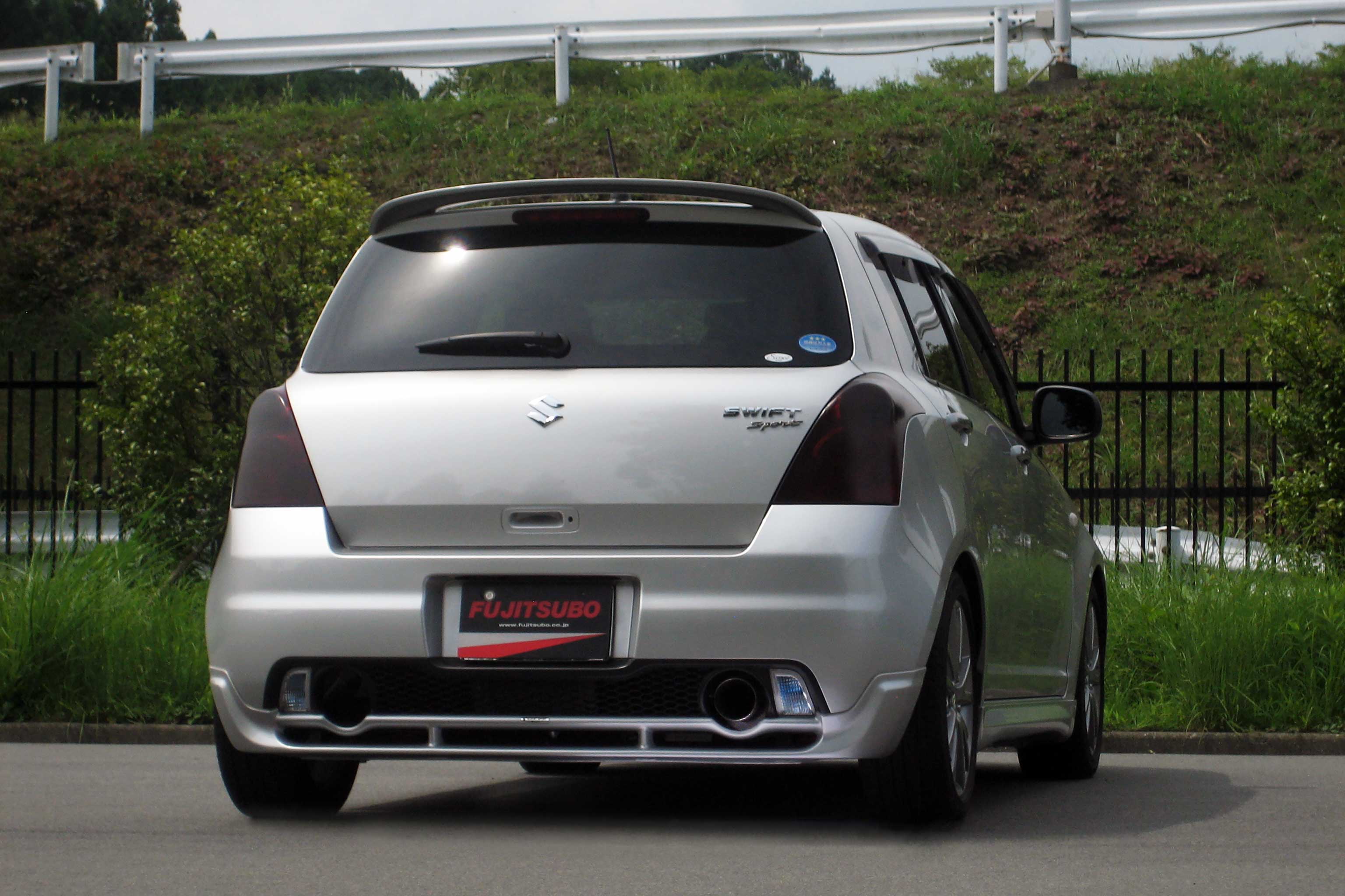 ZC31S スイフト スポーツ |FUJITSUBO 藤壺技研工業株式会社 | 自動車