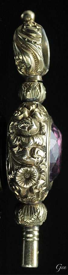 ウォッチキイ（鍵巻き式懐中時計の鍵） アンティーク