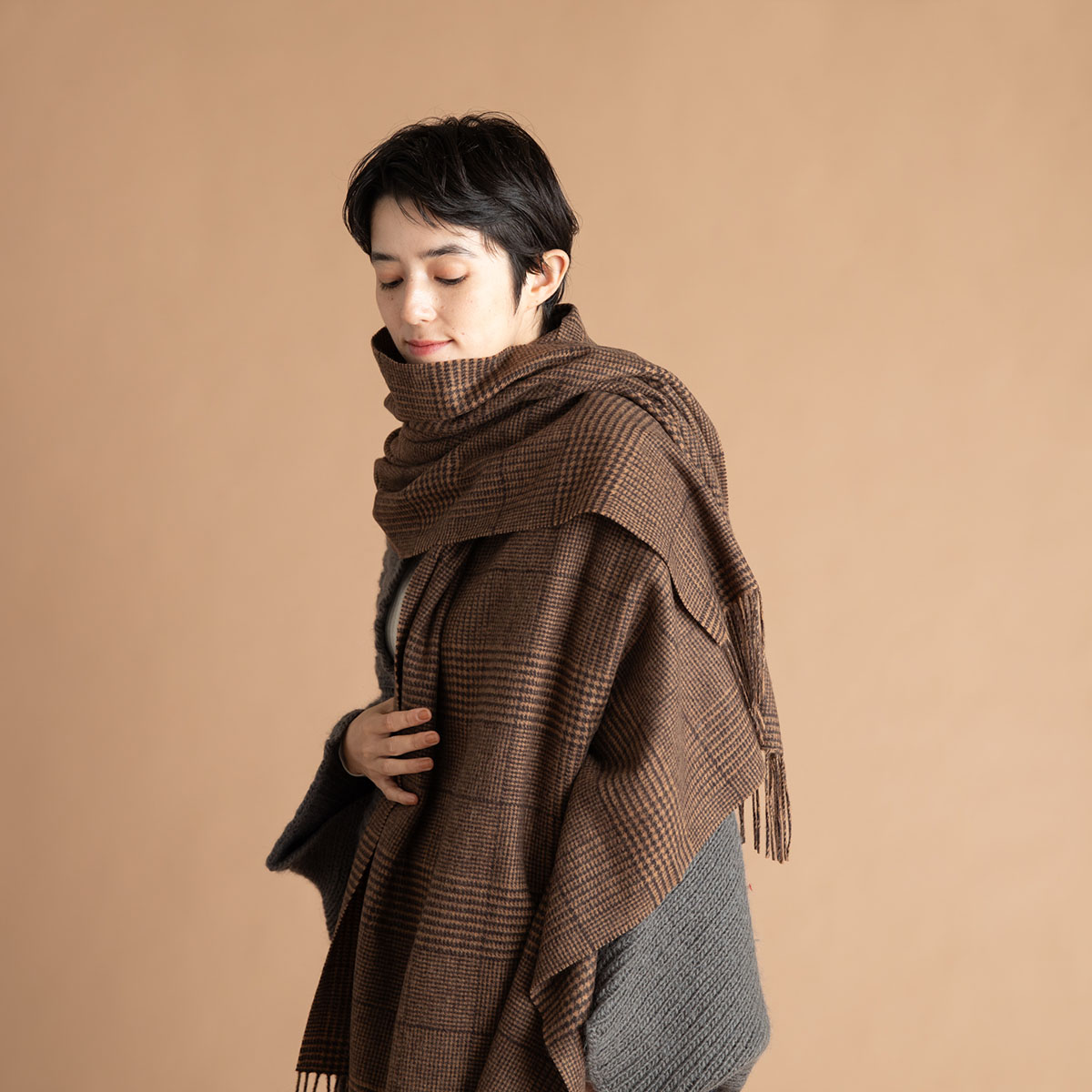 RaPPELER（ラプレ）のカシミヤストール こんなコーディネートで 伊藤
