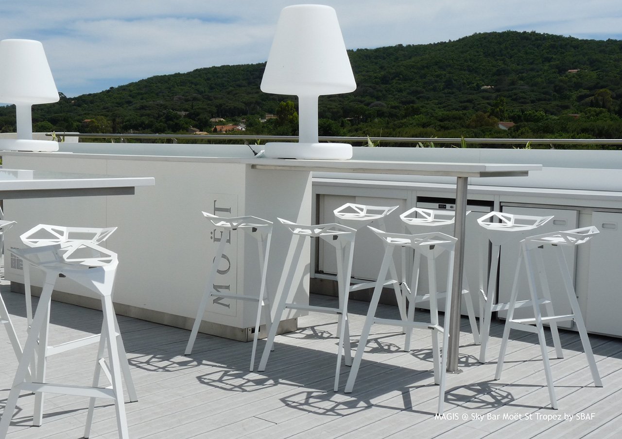 CHAIR ONE/STOOL ONE | MAGIS | Brand Collection｜コクヨ ファニチャー