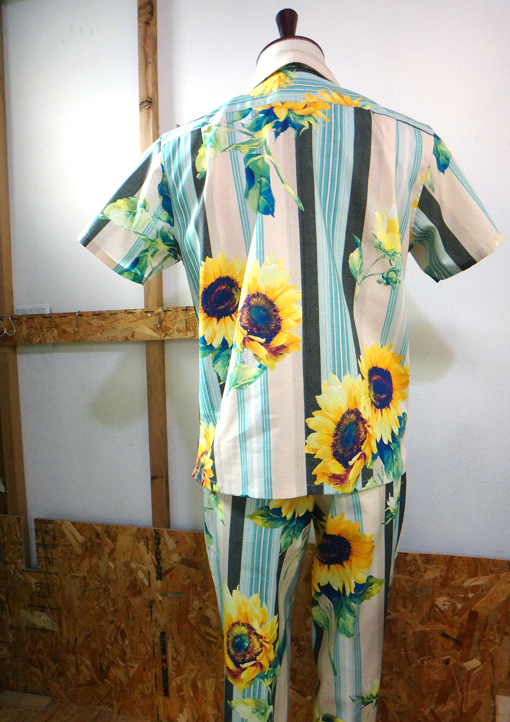 カブク -ひまわりと空 （柄シャツ）（半袖シャツ） | カブクアジト