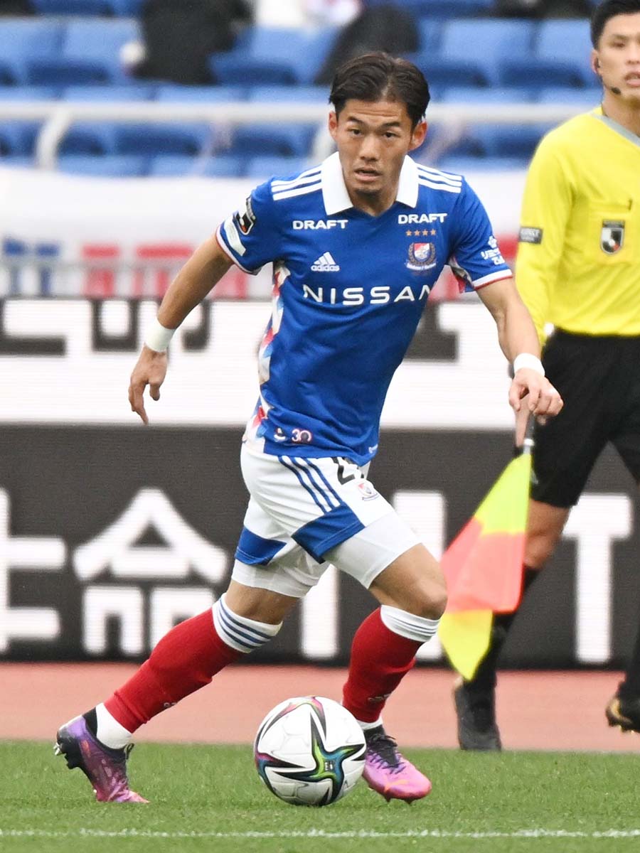 川崎戦で得点演出、横浜M小池龍太 本職とは逆位置で奮闘 | カナロコ