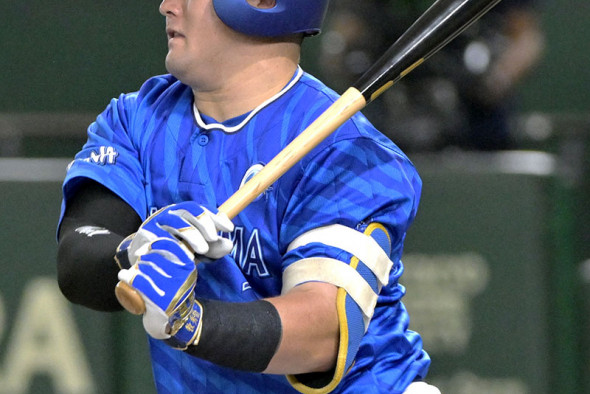 DeNA牧秀悟、初回の2点二塁打含め3安打3打点 吉野をバットで
