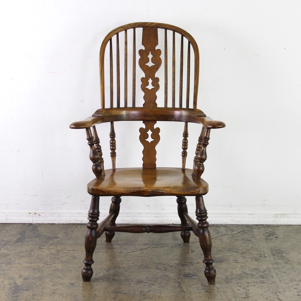 イギリス アンティーク 20世紀初頭 エルム ウィンザー アームチェア