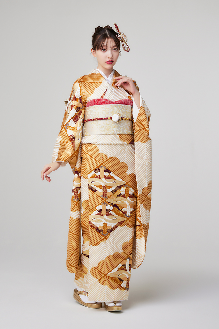 No.1044 【新品振袖/京友禅】【白】吉祥文様の鶴松を全体に、金加工