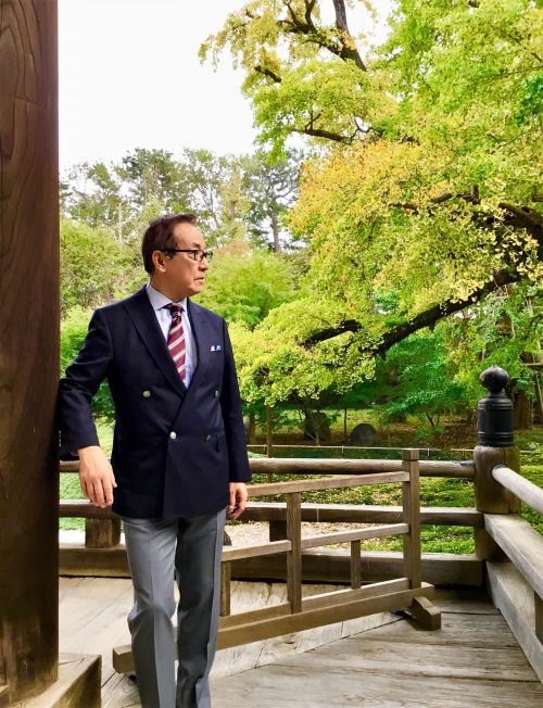 4つボタンのダブルブレスト | オーダースーツは完全国内縫製の