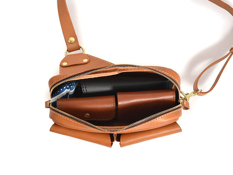 新作：チェストバッグ(F-10)｜革鞄・革小物のHERZ公式通販