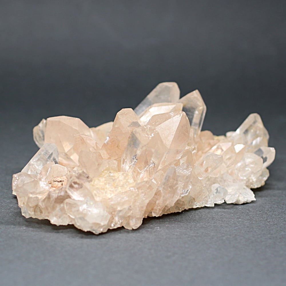 高品質]インド/マニカラン産ヒマラヤ水晶クラスター/原石（ほんのり